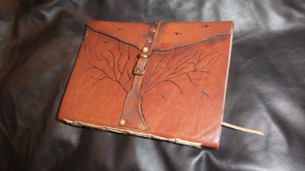 İnce Tokalı Defter