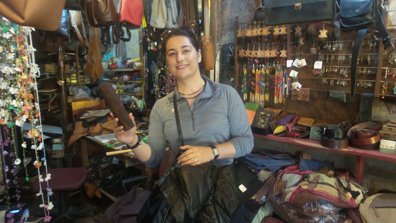 Deri Kalemliğini Teslim Alan Mutlu Müşterimiz