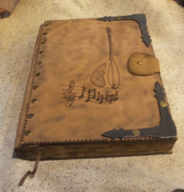 Tokalı Desenli Çizgili Deri Defter